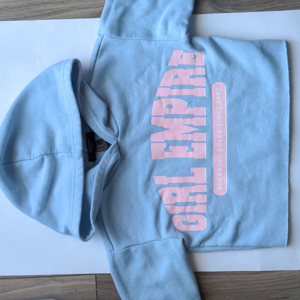 5/6T Cropped Baby Blue Hoodie Forever21